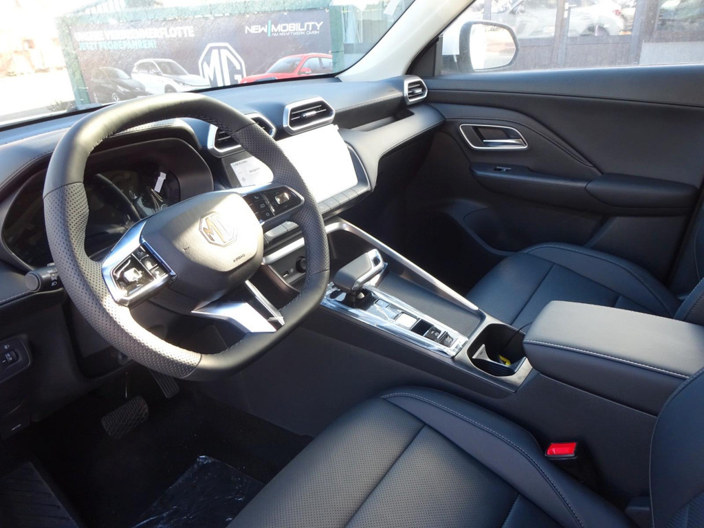 MG ZS