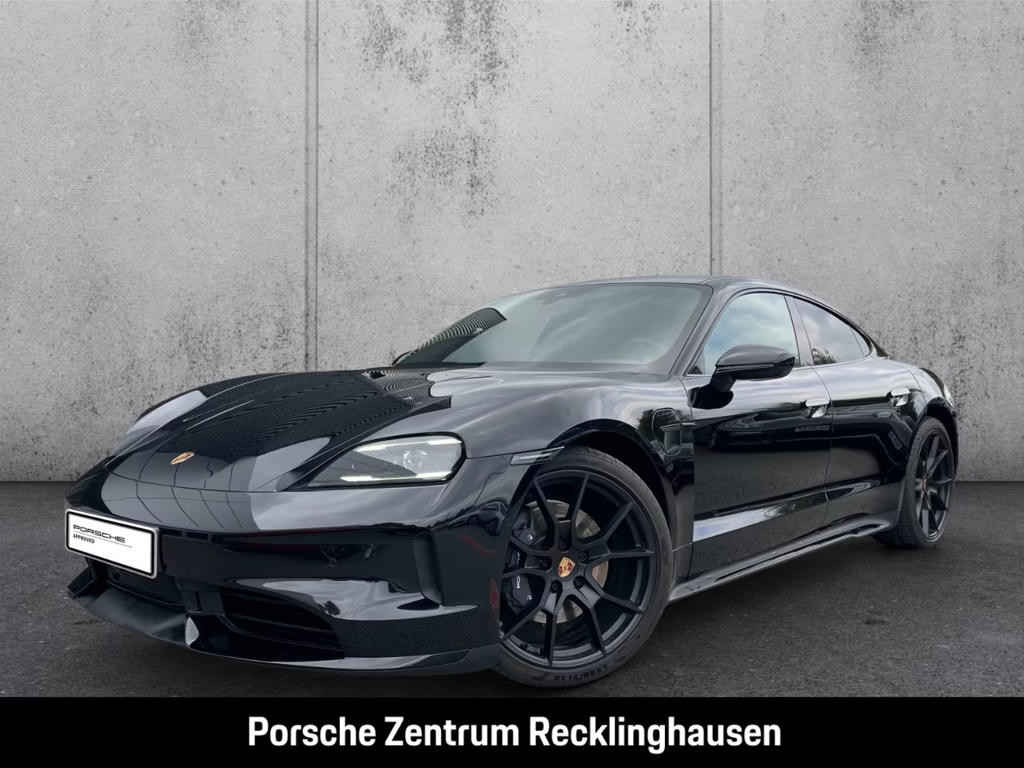 Porsche Taycan 4
