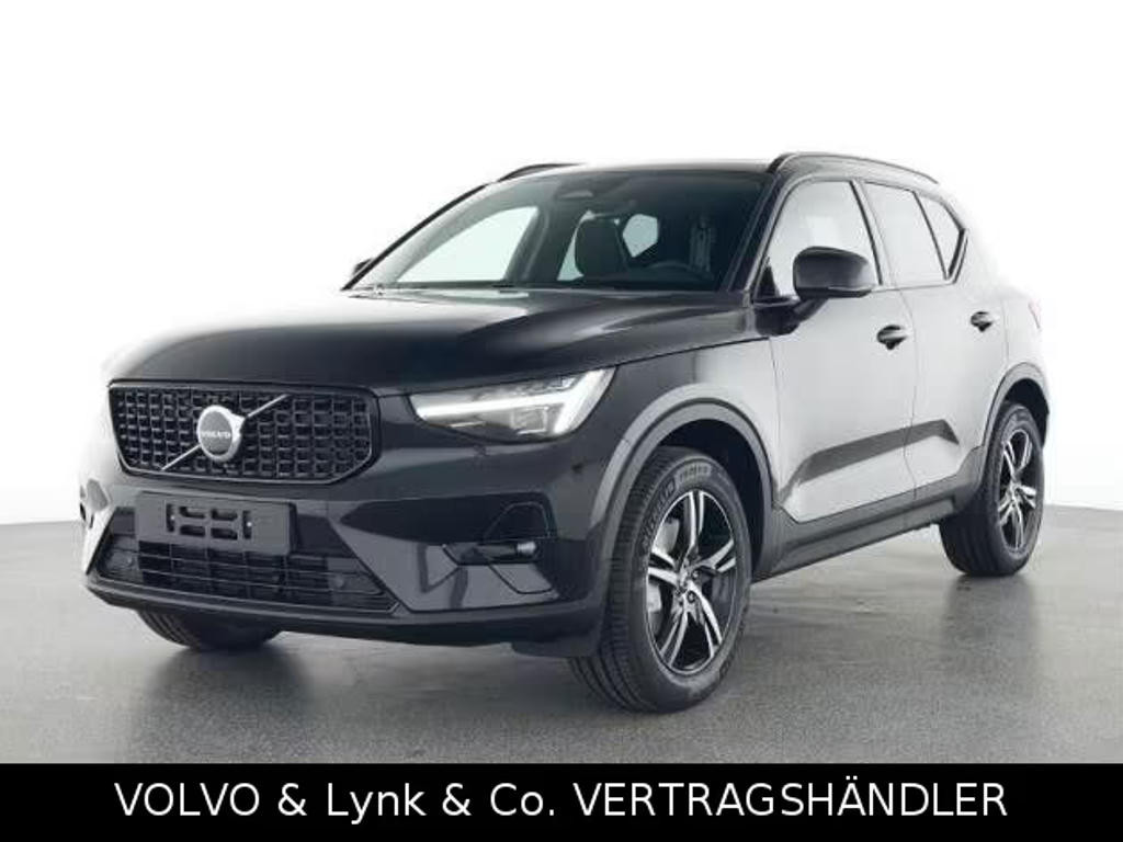 Volvo XC40 Plus Dark