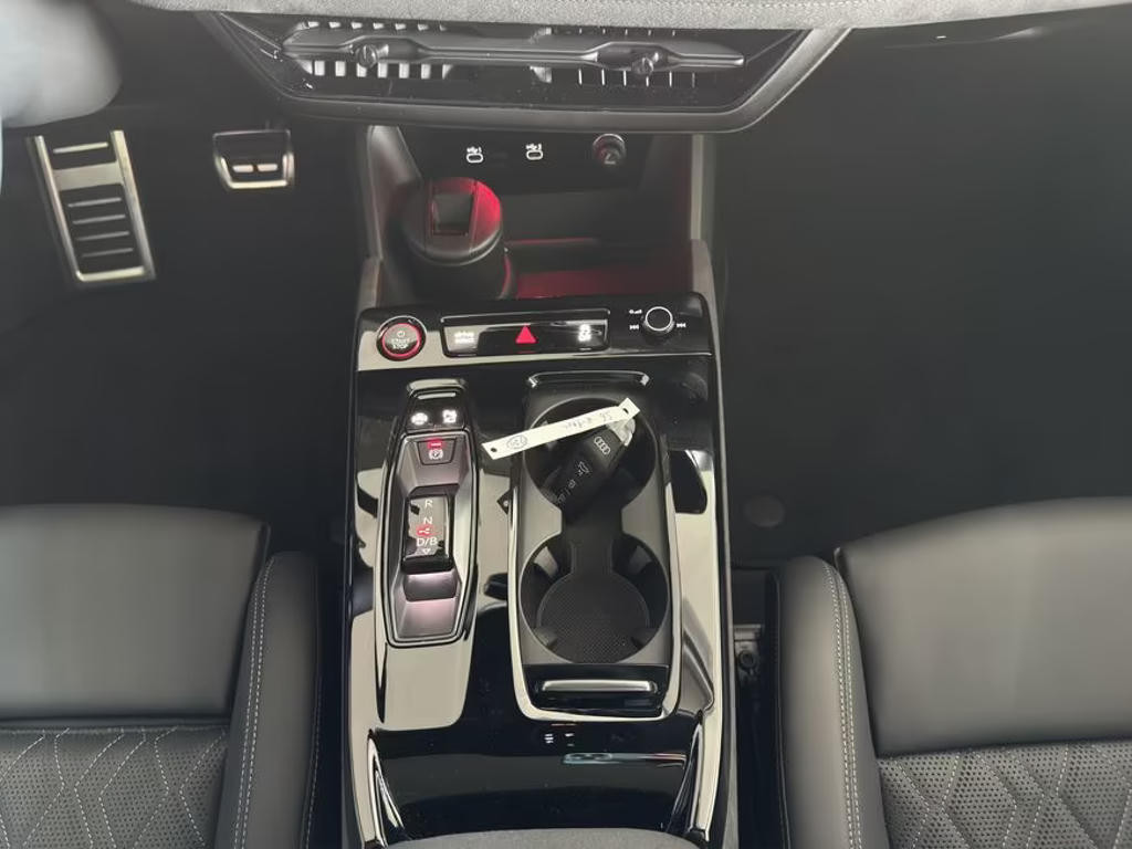 Audi S6 e-tron
