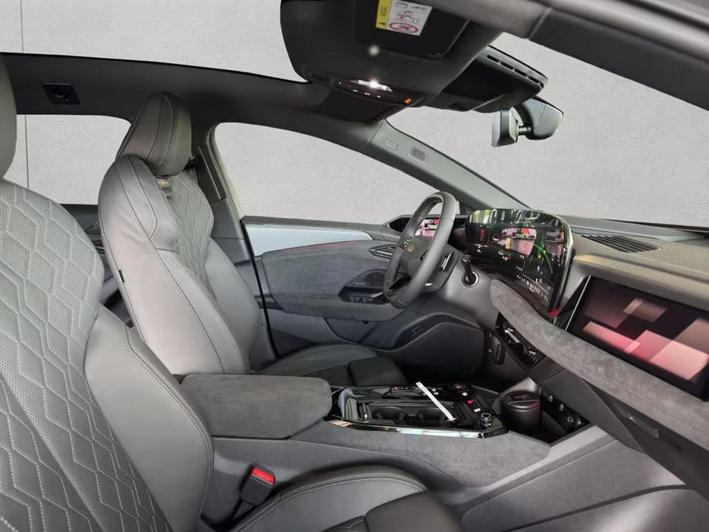 Audi S6 e-tron