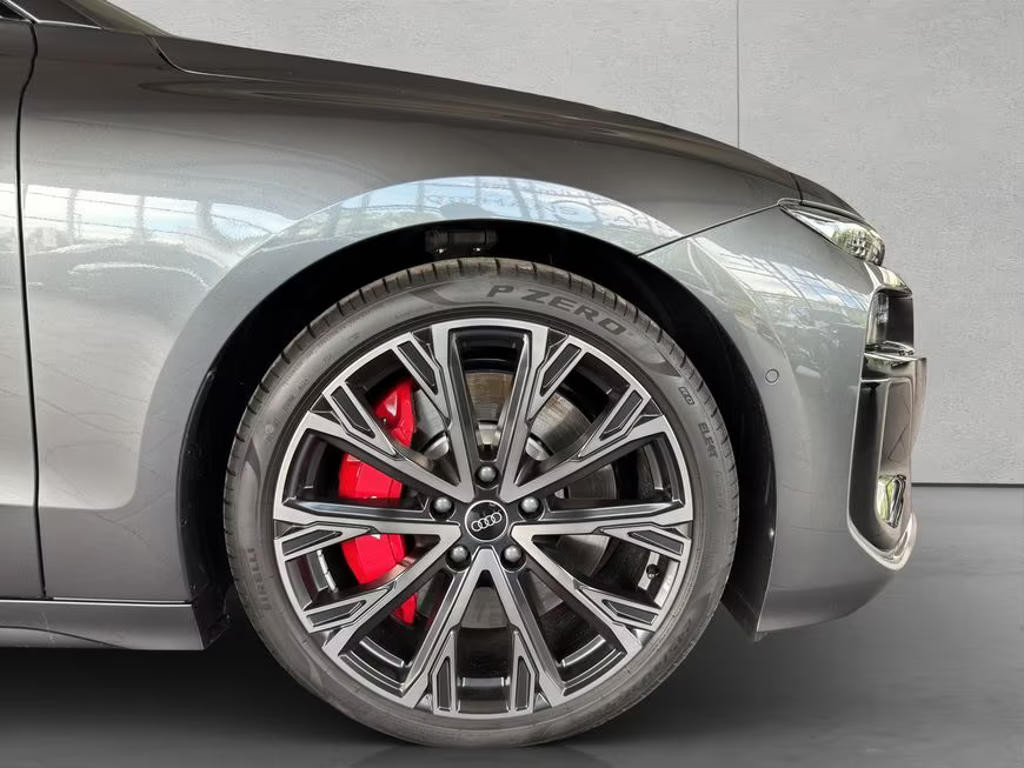Audi S6 e-tron