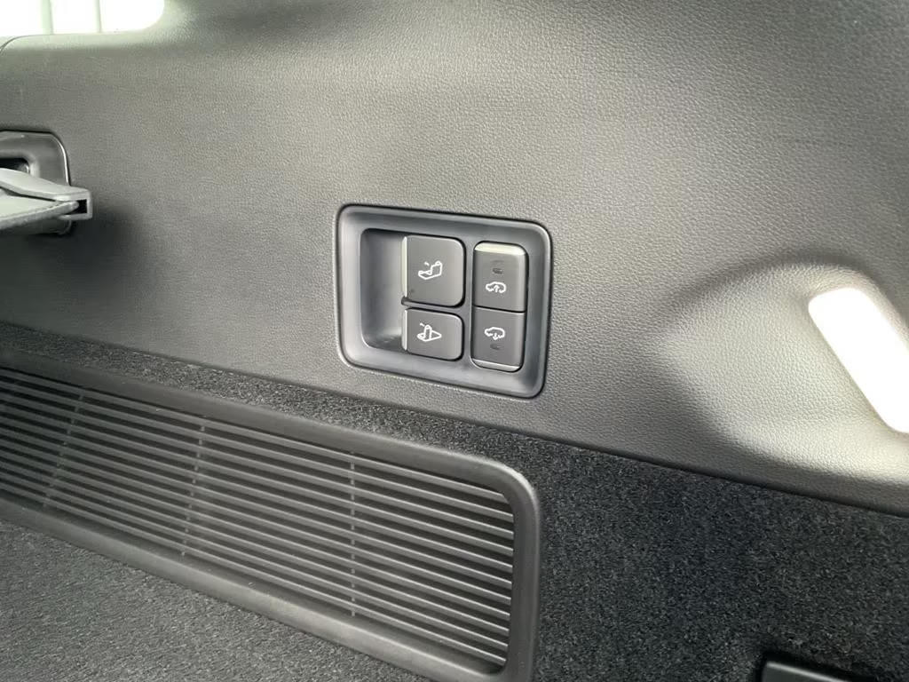 Xpeng G9