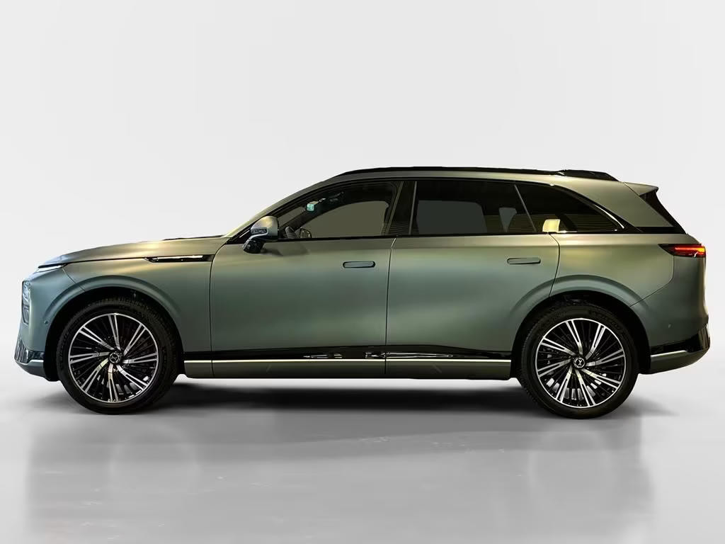Xpeng G9