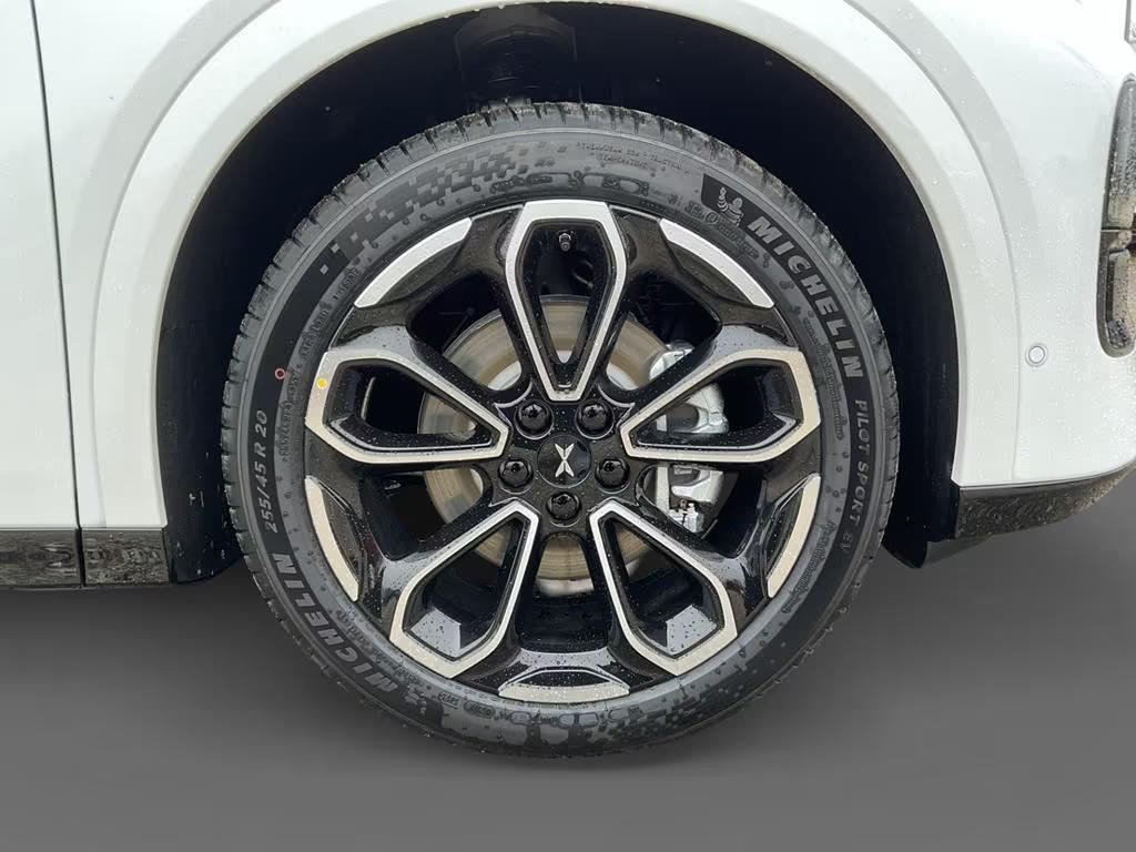Xpeng G6