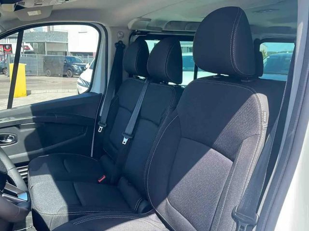 Nissan Primastar