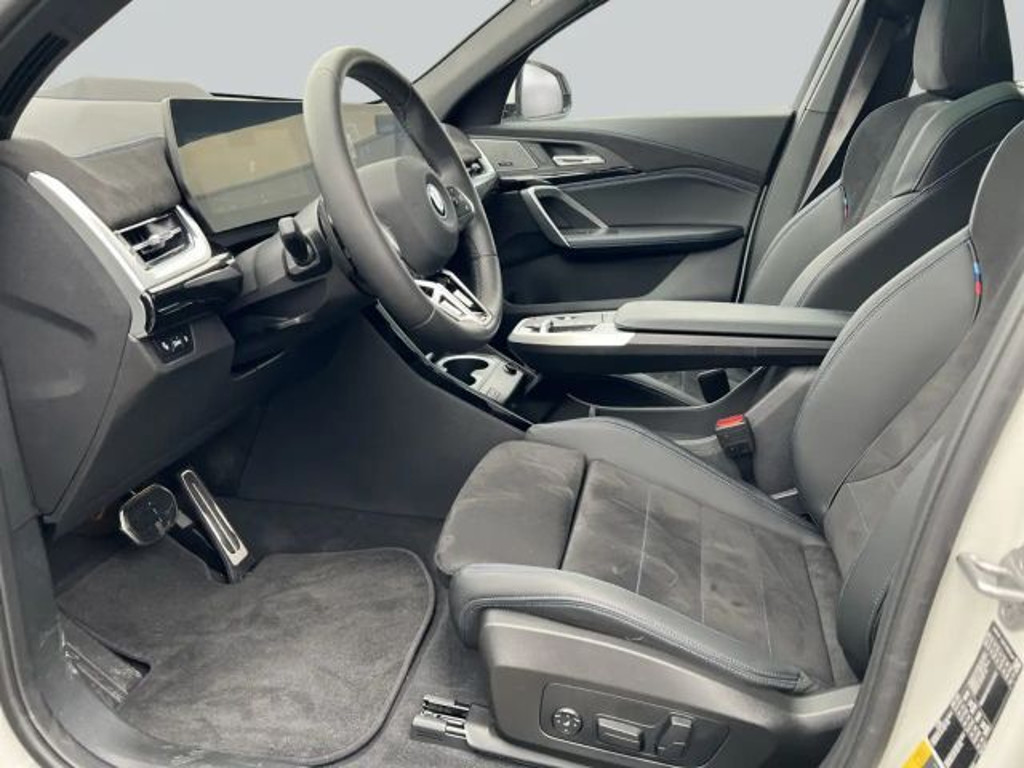 BMW iX2