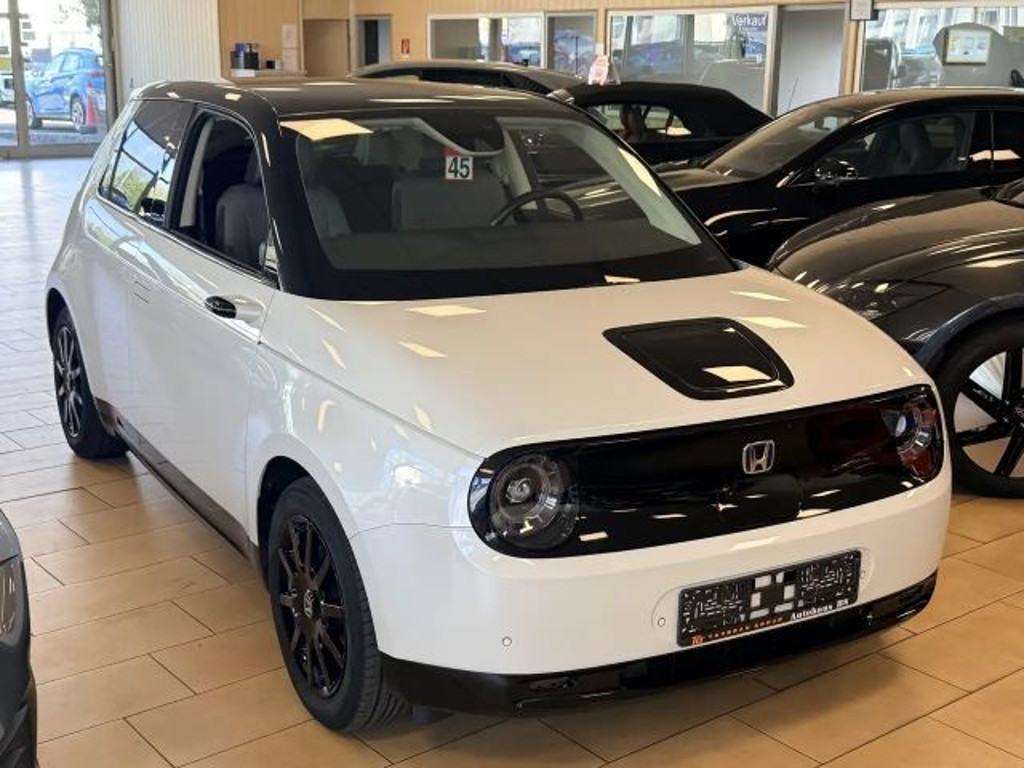 Honda e Pano*ACC*beifahrer Display*CAM*SHZ*ST-Heiz*LED