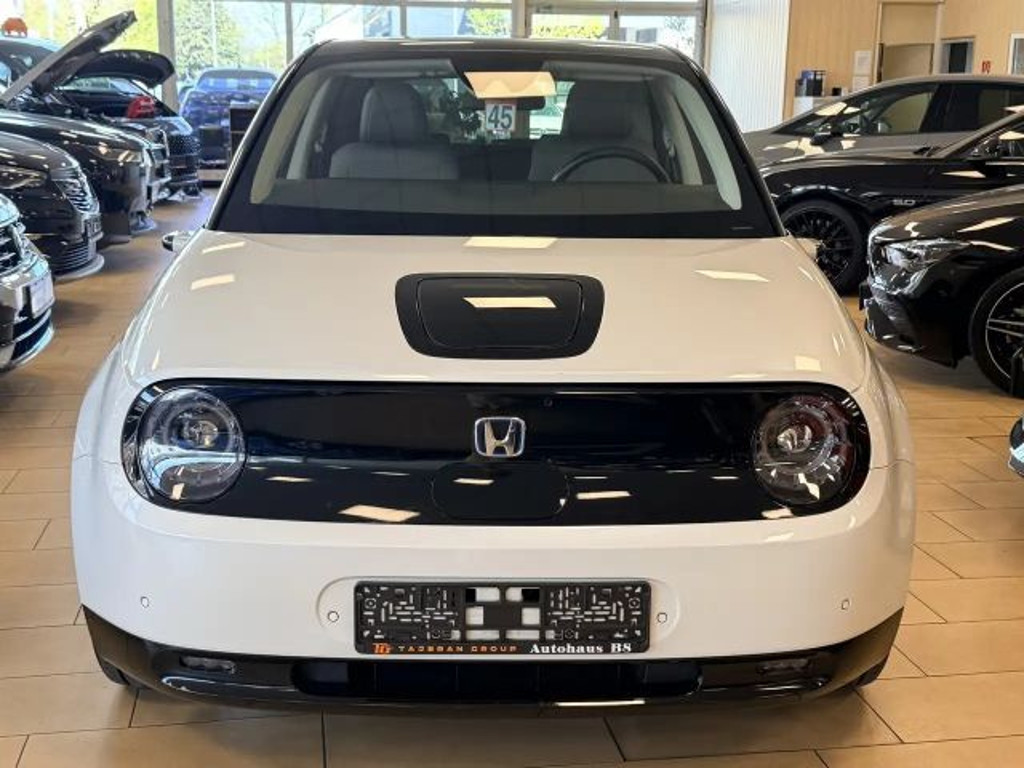 Honda e