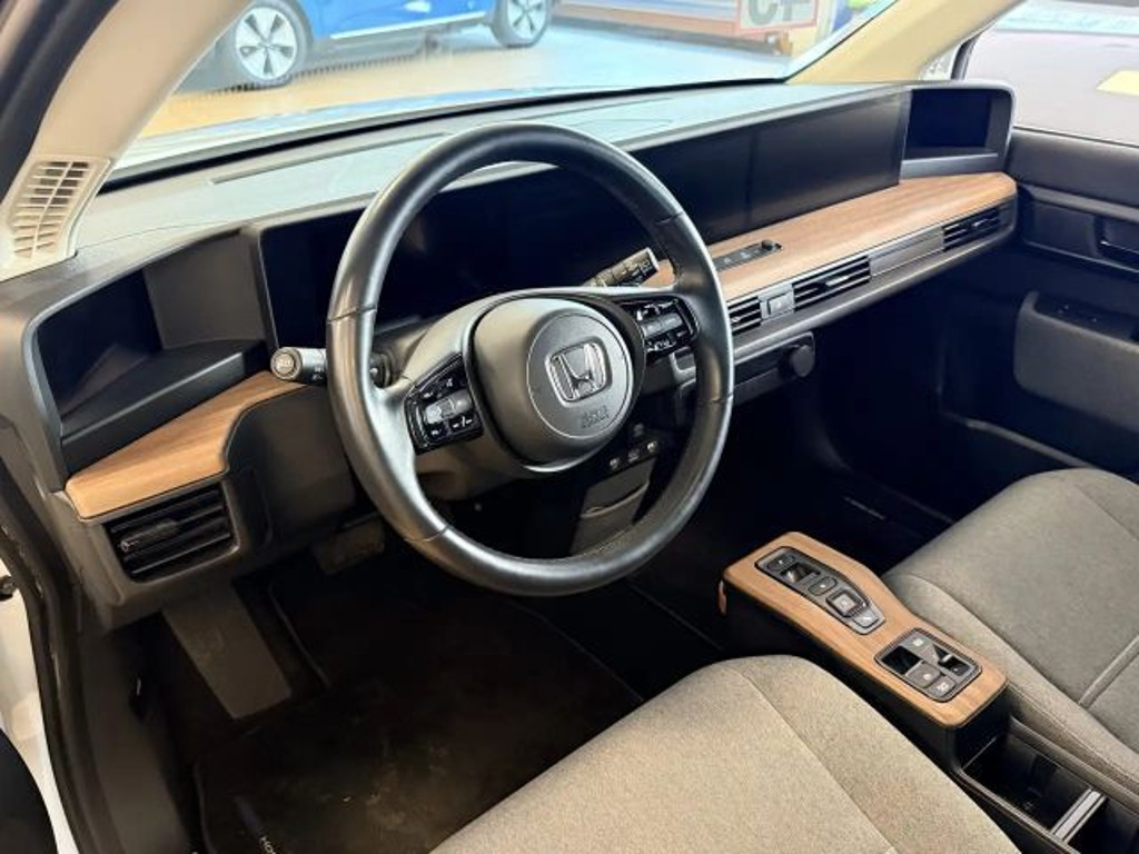 Honda e