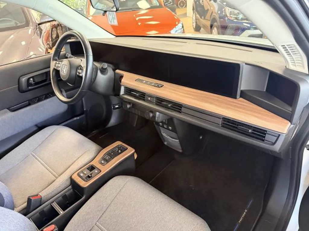 Honda e