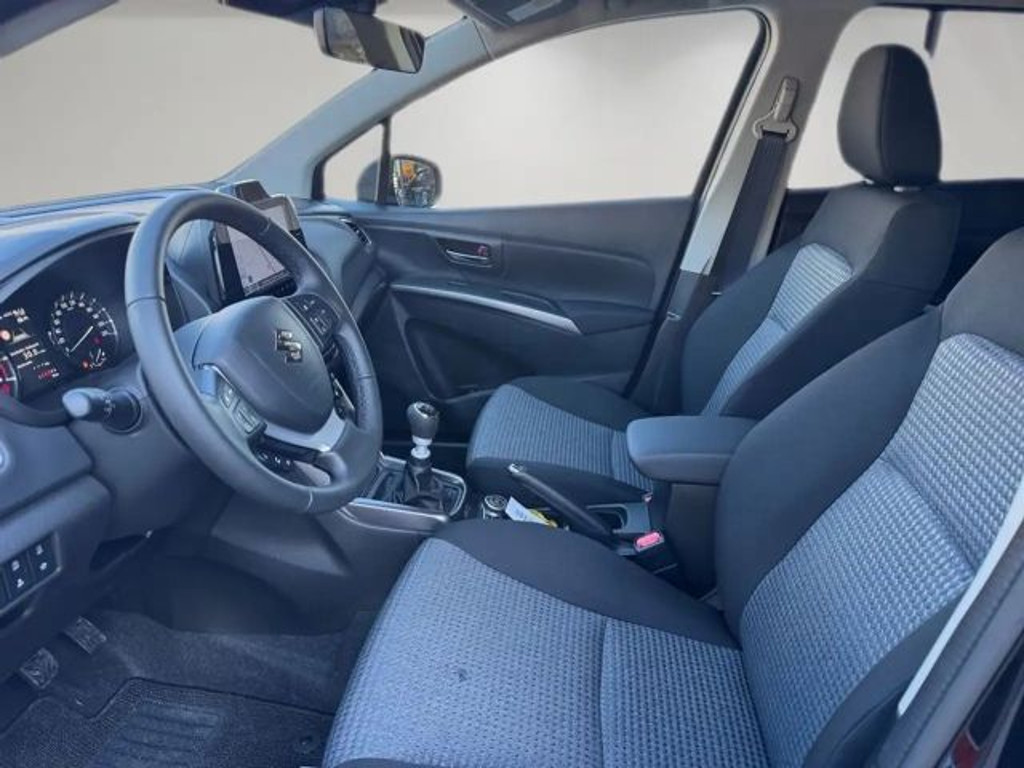 Suzuki S-Cross