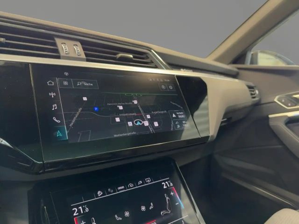 Audi SQ8 e-tron