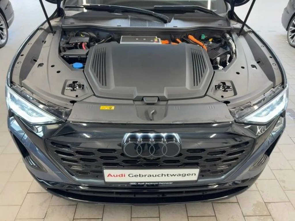 Audi SQ8 e-tron