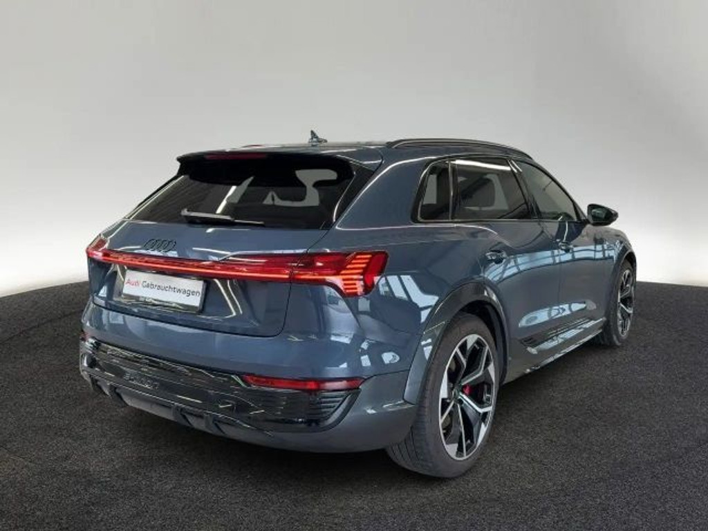 Audi SQ8 e-tron