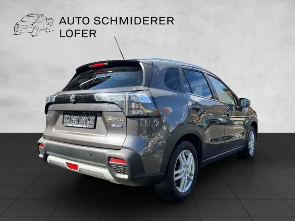 Suzuki S-Cross