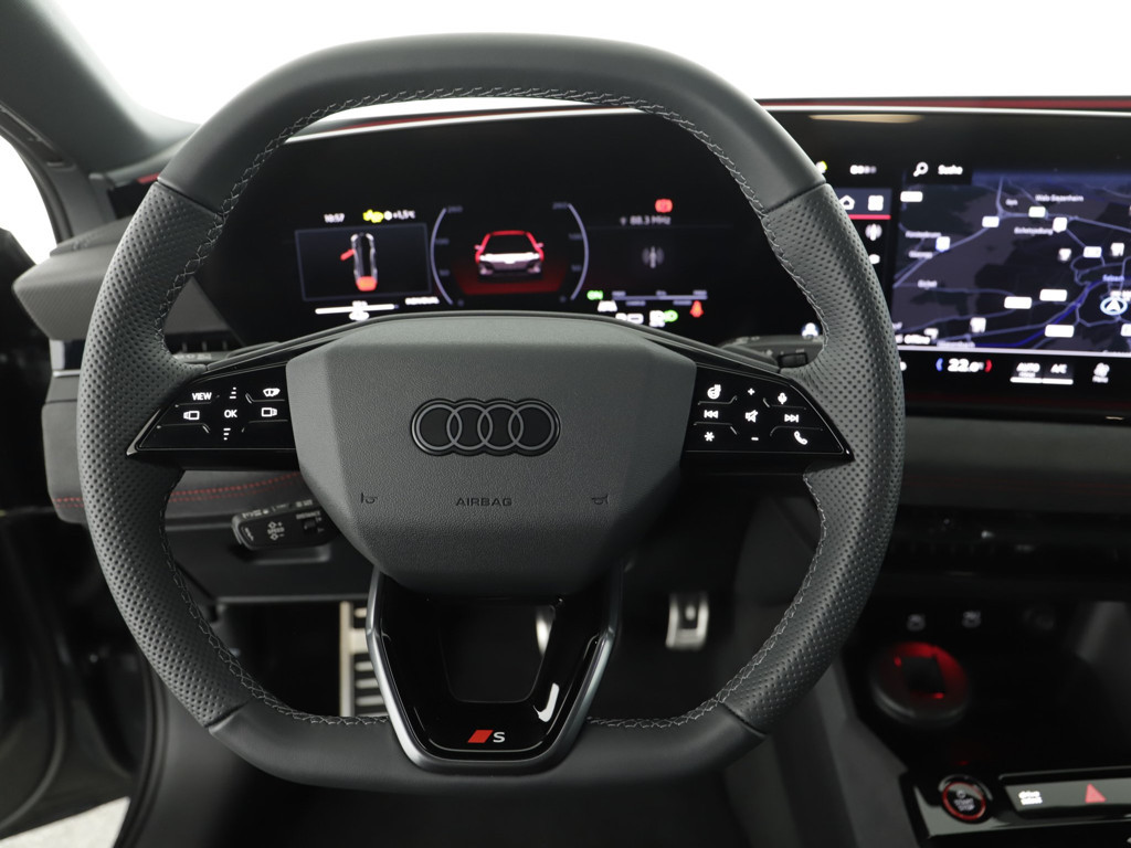 Audi S6 e-tron
