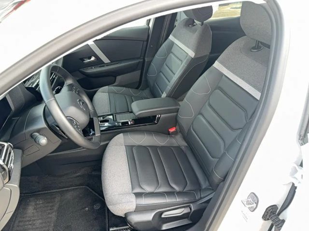 Citroën C4 X