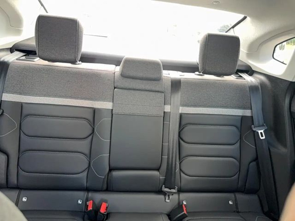 Citroën C4 X