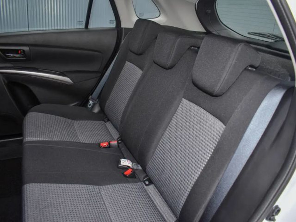 Suzuki S-Cross