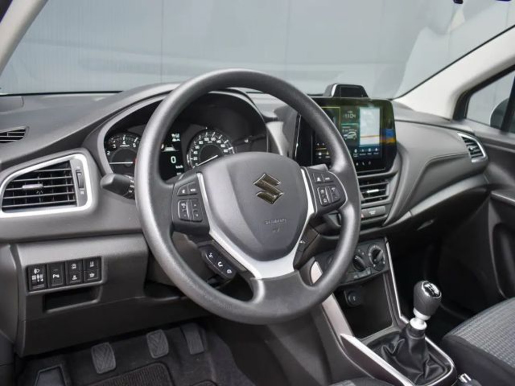 Suzuki S-Cross
