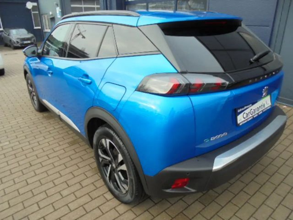 Peugeot e-2008