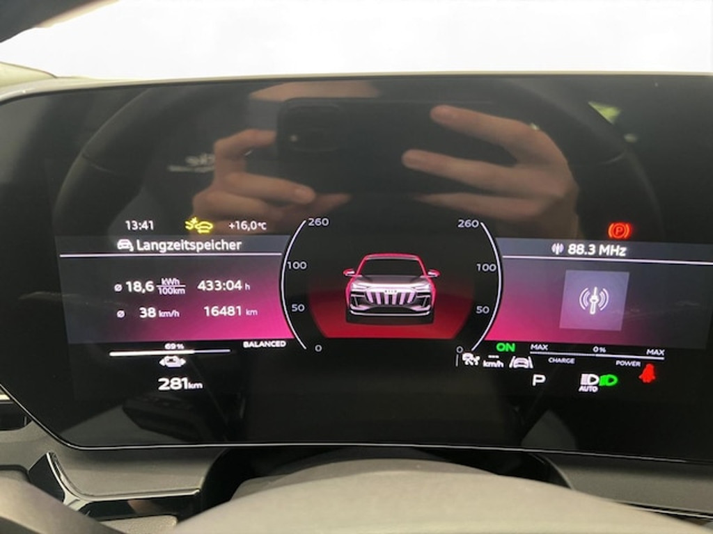 Audi Q6 e-tron