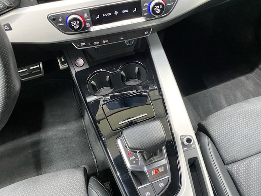 Audi S4