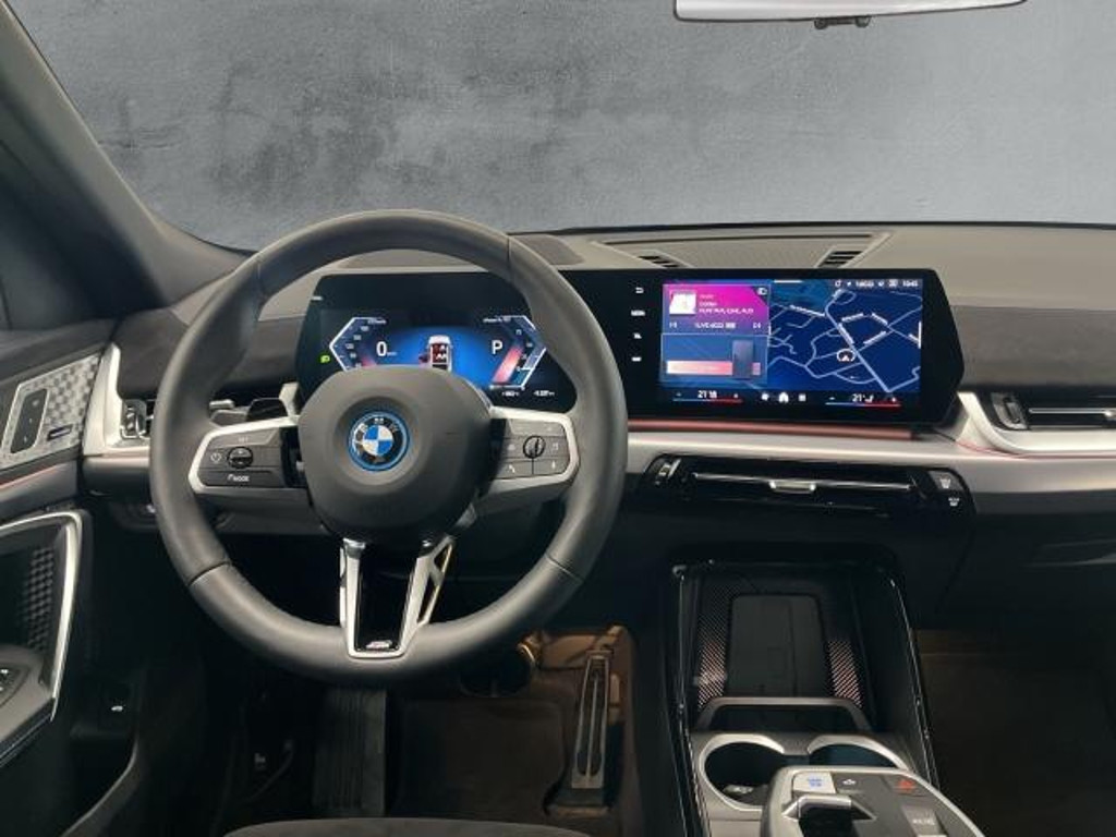 BMW iX2 xDrive30