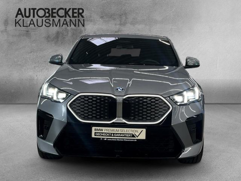 BMW iX2
