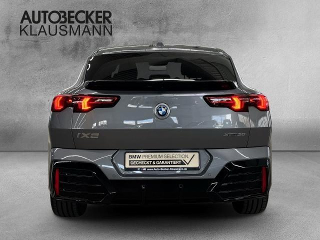 BMW iX2