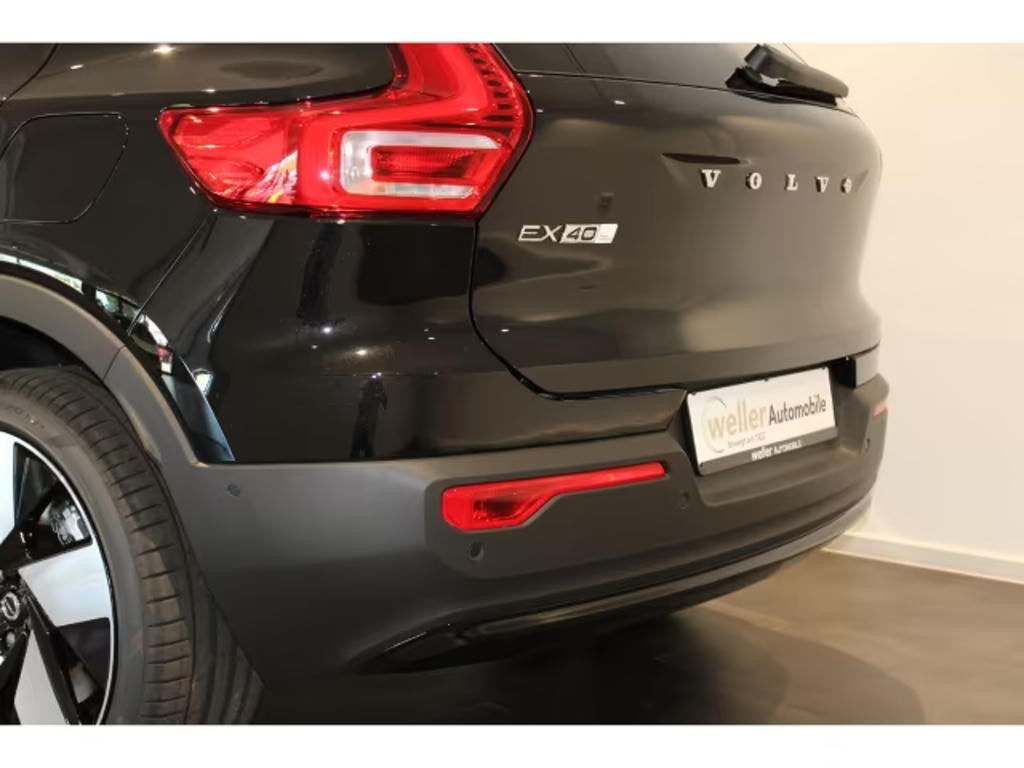Volvo EX40