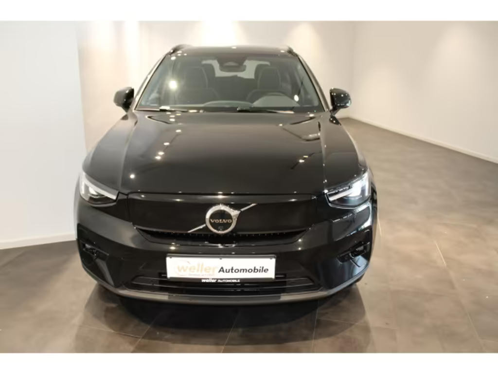 Volvo EX40