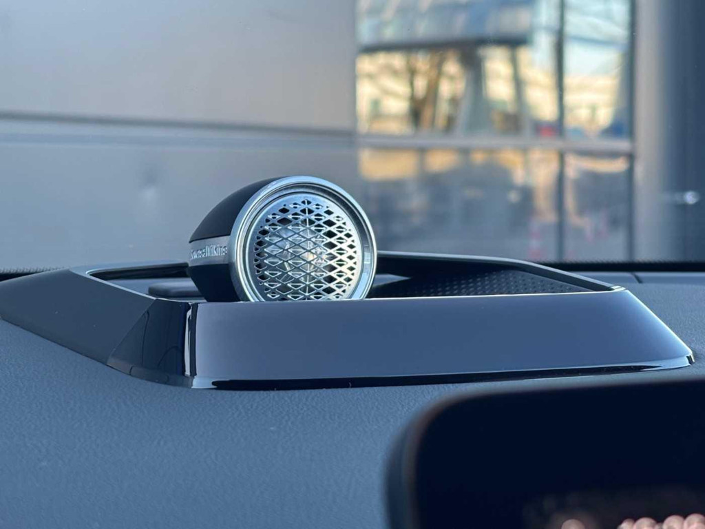 Volvo EX90