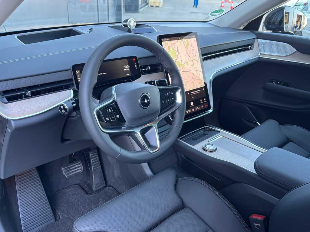 Volvo EX90