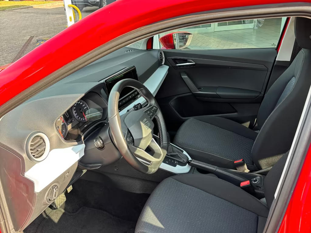 Seat Arona