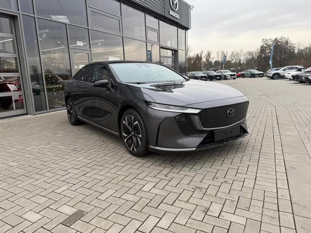 Mazda 6e