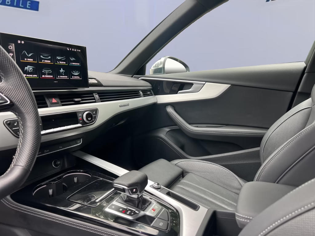 Audi S4