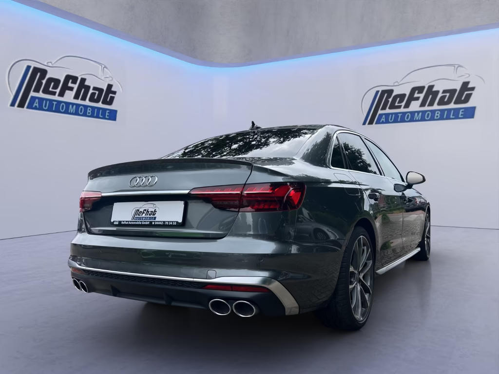 Audi S4