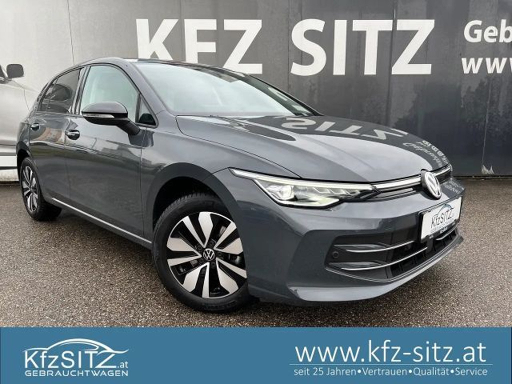 Volkswagen Golf Life ACT