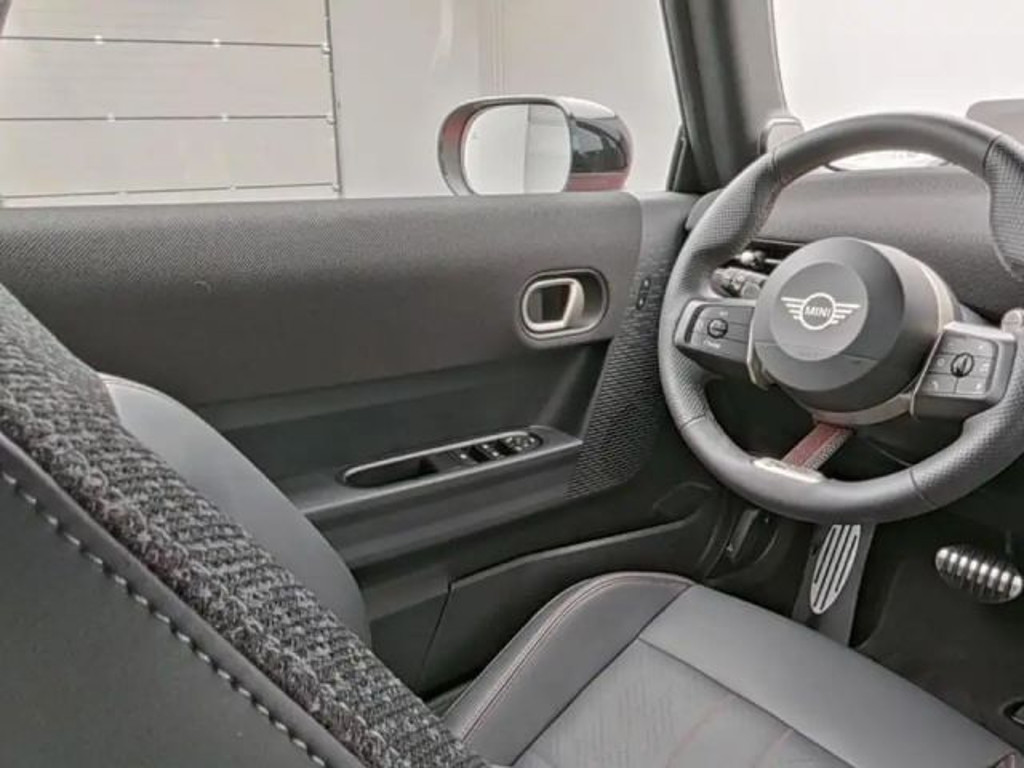 Mini John Cooper Works Cabrio