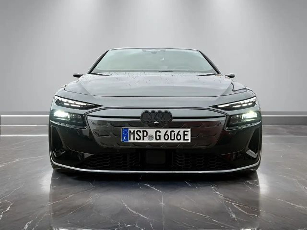 Audi S6 e-tron