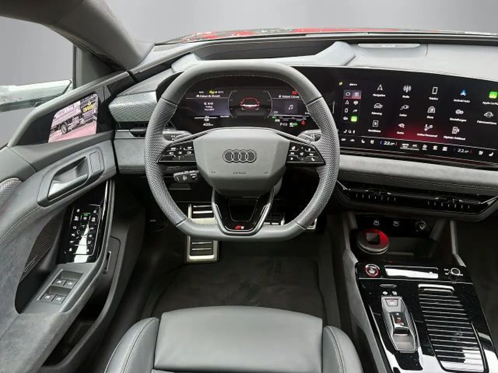 Audi S6 e-tron