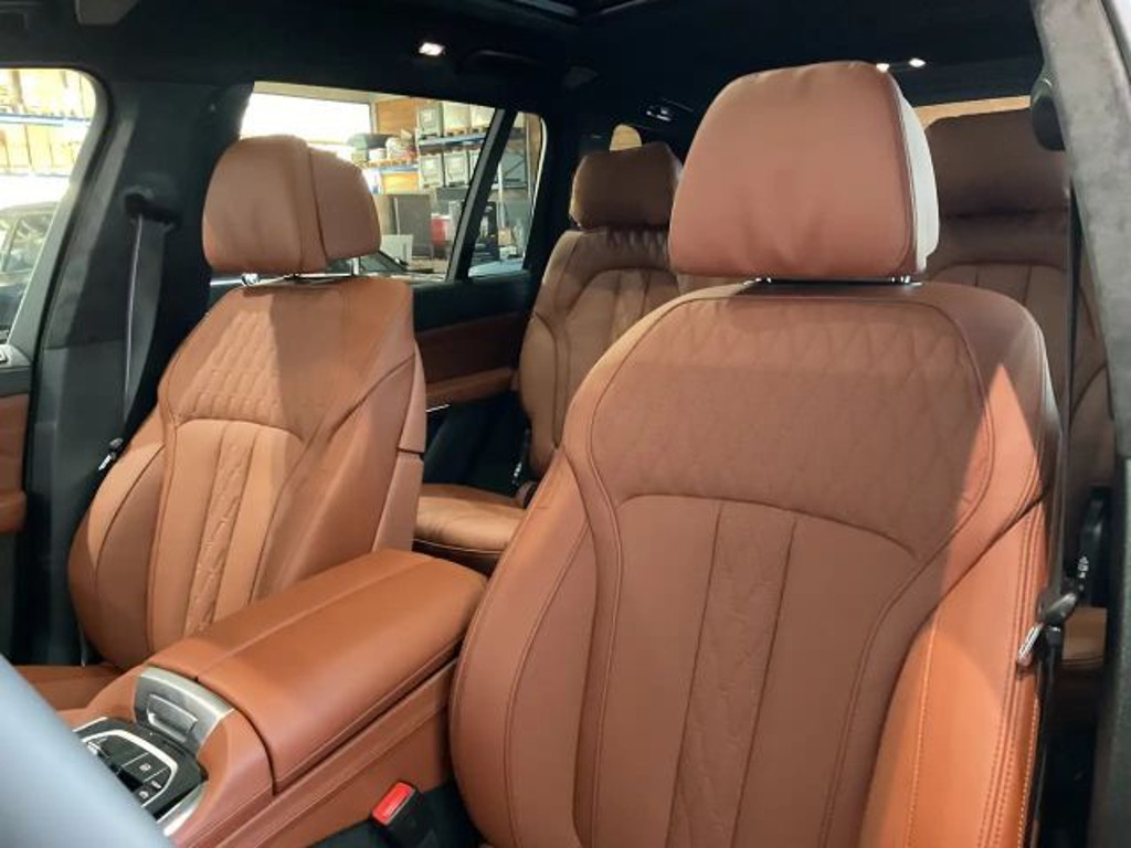 BMW X7 M