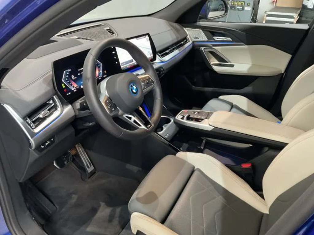 BMW iX2