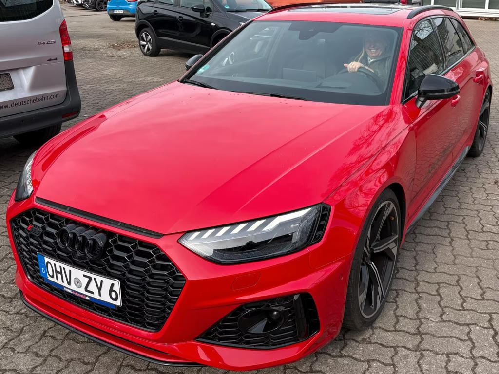 Audi RS4 Avant Quattro