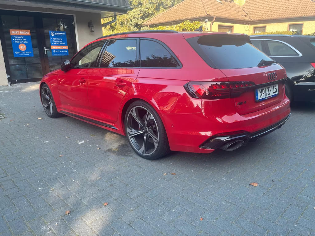 Audi RS4
