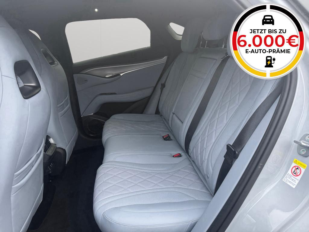 BYD Sealion 7