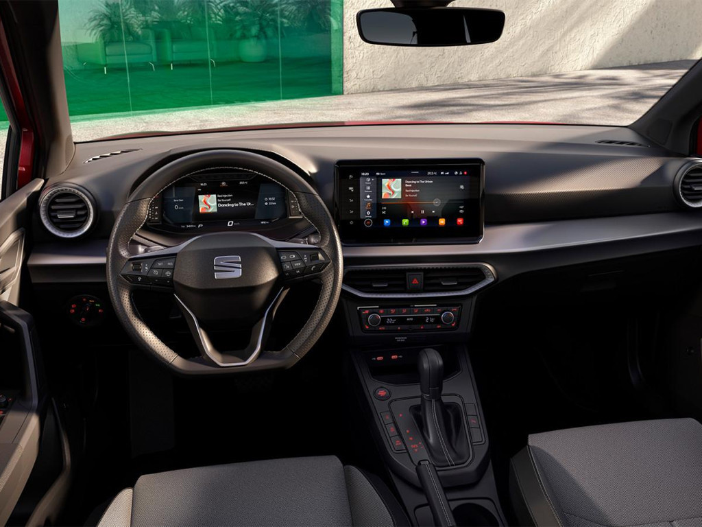 Seat Arona
