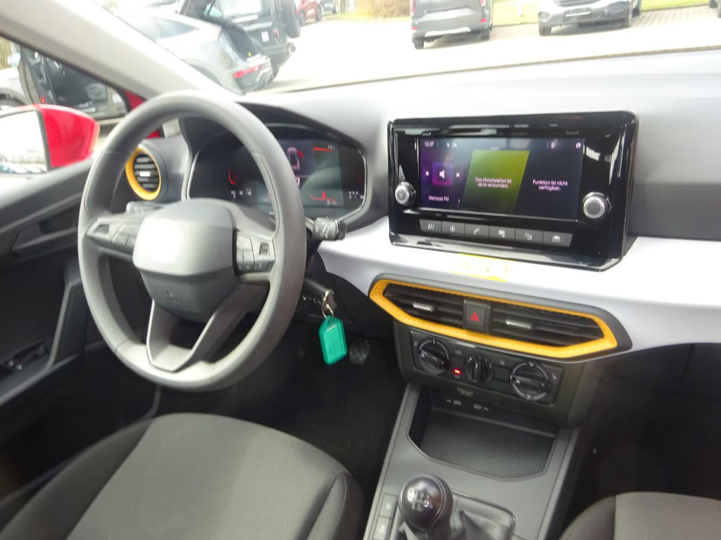 Seat Arona